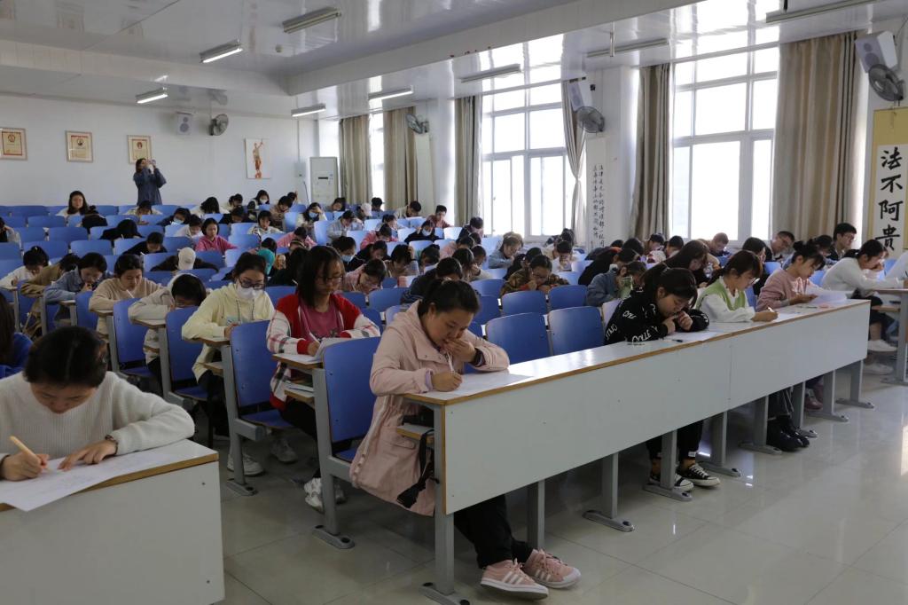 皇冠体体育官网