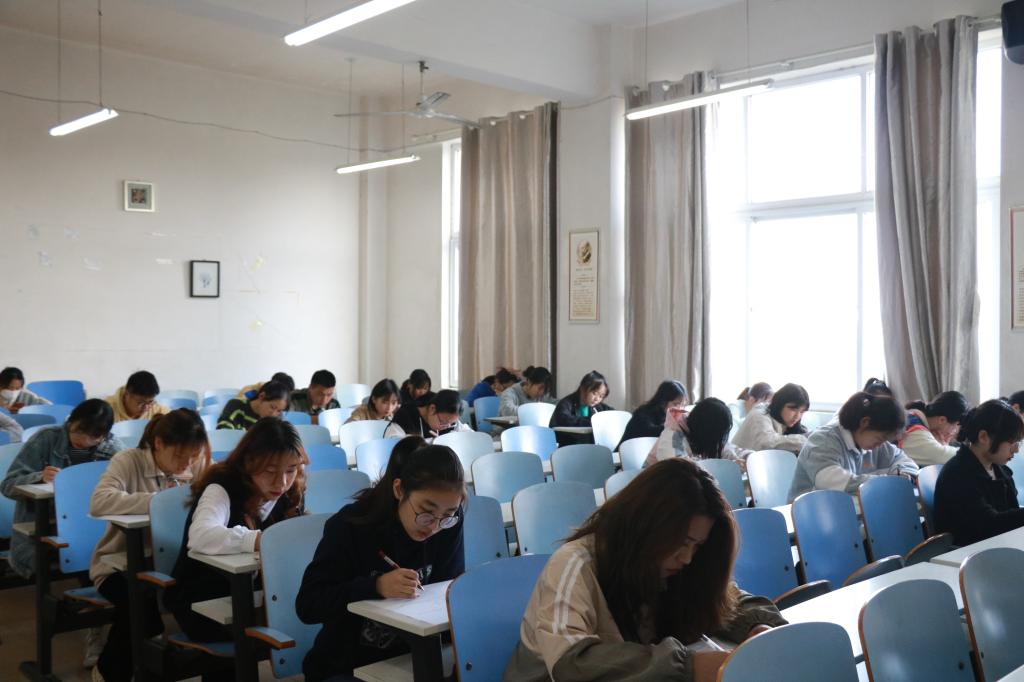 皇冠体体育官网
