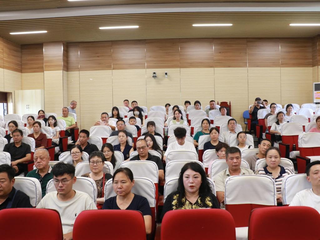 皇冠体体育官网