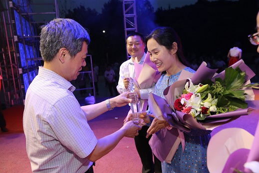 皇冠体体育官网
